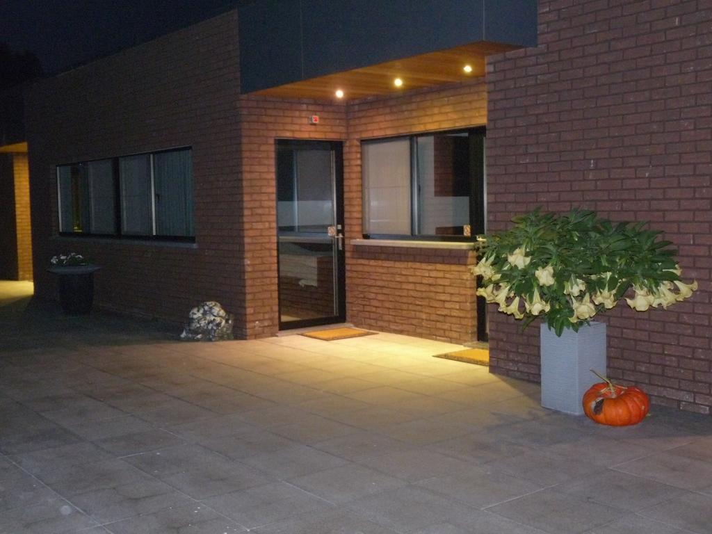 Hotel Au Prince Royal Leopoldsburg Bagian luar foto